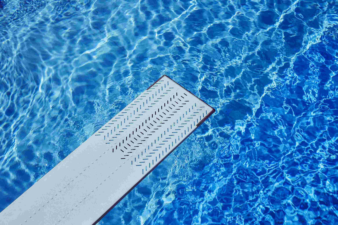 LED-Strip-Pool-Lights-Exploring-Chlorine-and-UV-Resistance PaneraLux